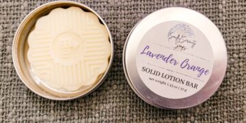 How Much Fragrance Oil in Lotion Bar? A Guide by Hotel Collection